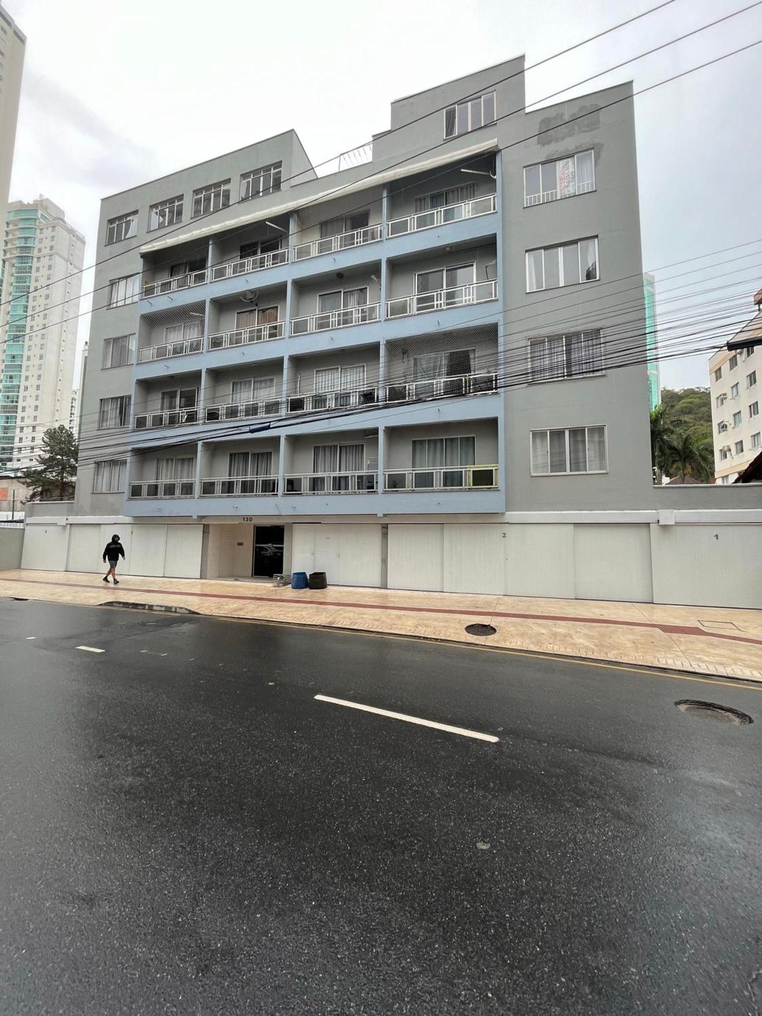 Appartamento Ma01- Kitnet Com Ar | Vista Big Wheel | Garagem Balneário Camboriú Esterno foto